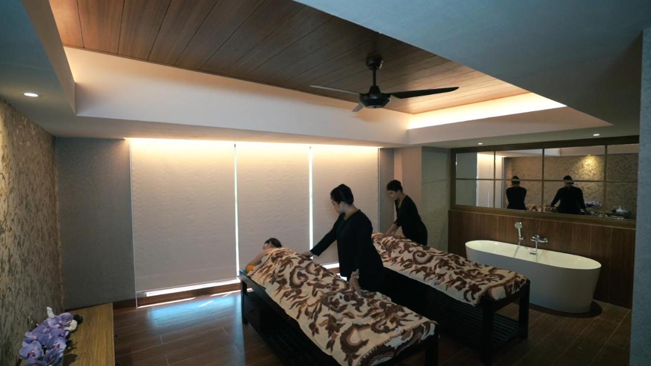 Dream Of Aventus Hotel Kuta Кута Экстерьер фото