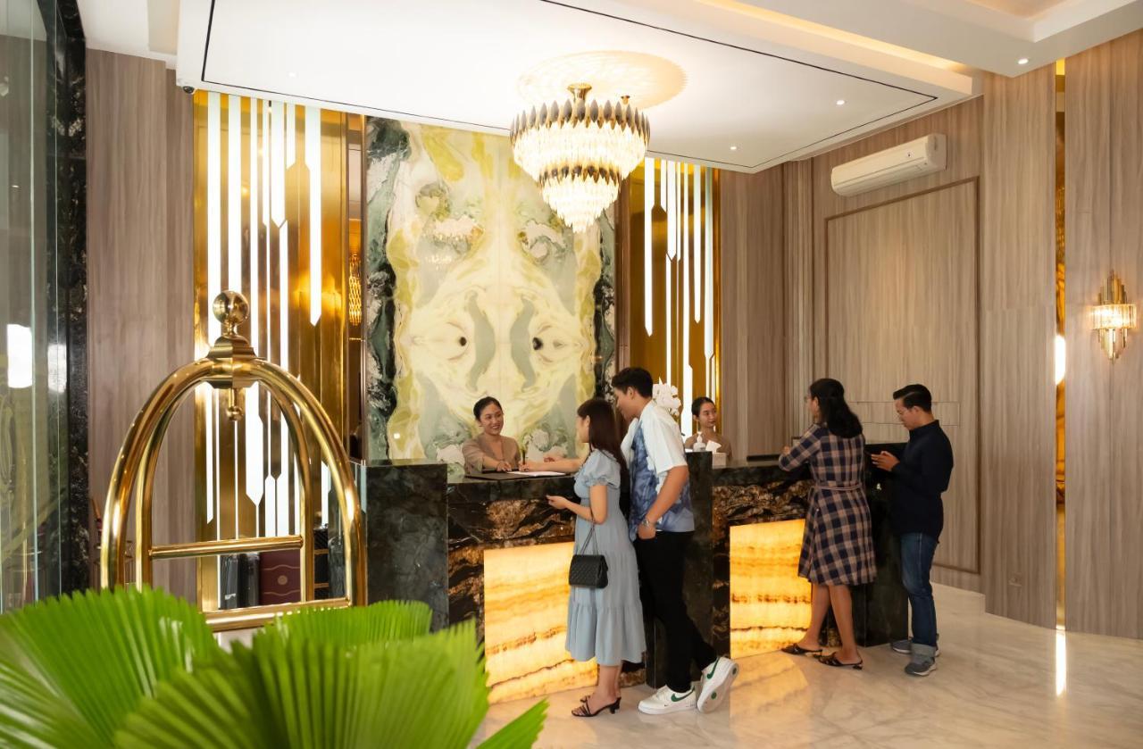 Dream Of Aventus Hotel Kuta Кута Экстерьер фото