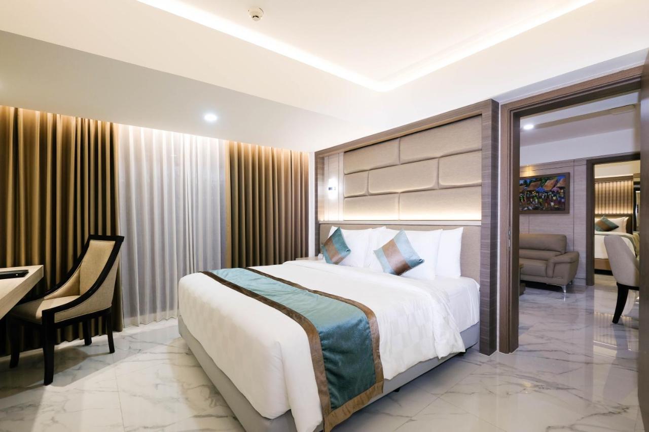 Dream Of Aventus Hotel Kuta Кута Экстерьер фото